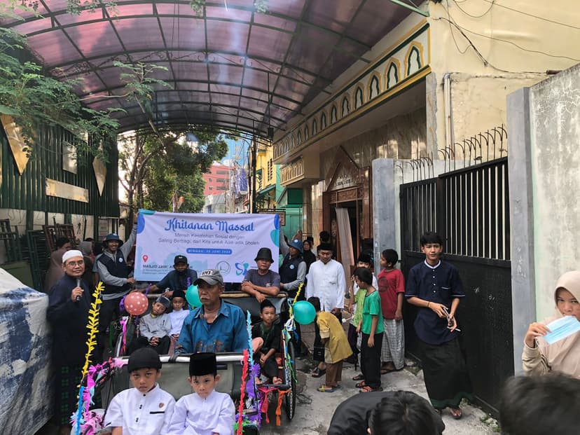 Khitanan Massal Masyarakat