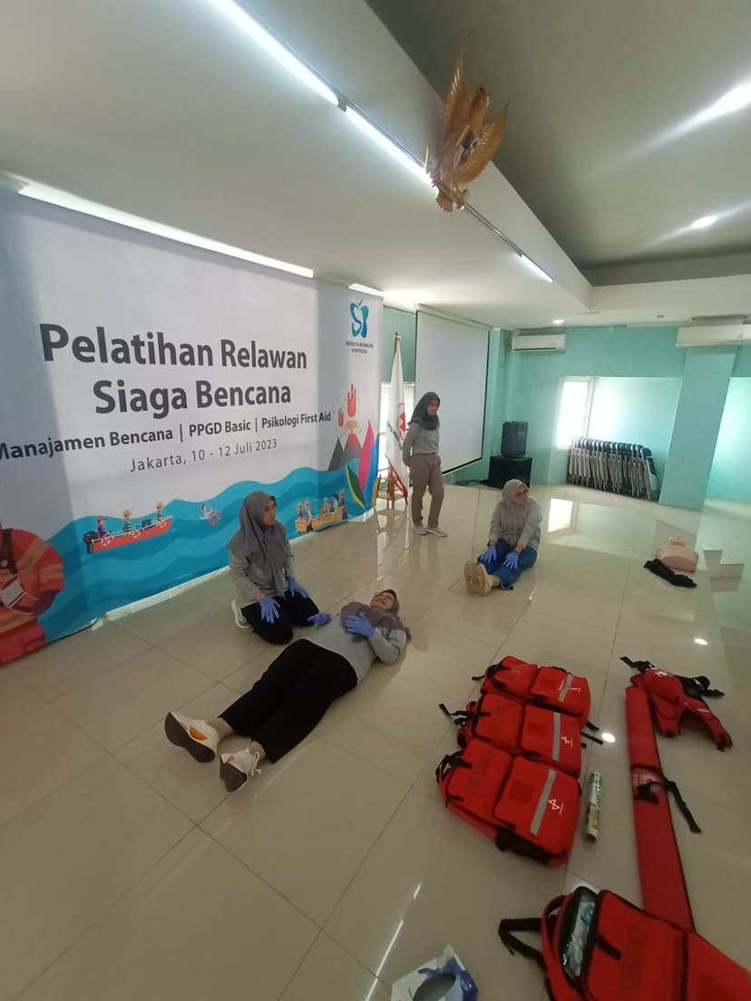 PELATIHAN MITIGASI BENCANA DAN PERTOLONGAN PERTAMA