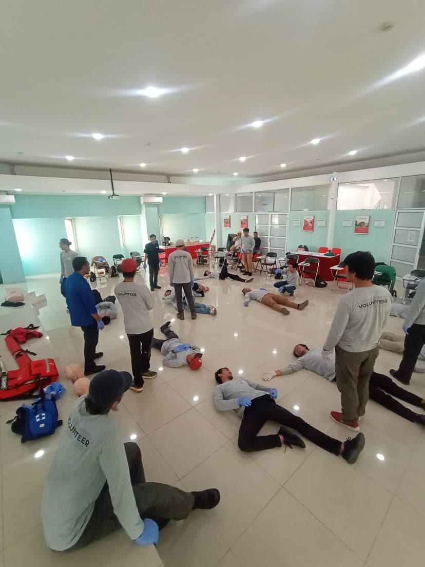 PELATIHAN MITIGASI BENCANA DAN PERTOLONGAN PERTAMA